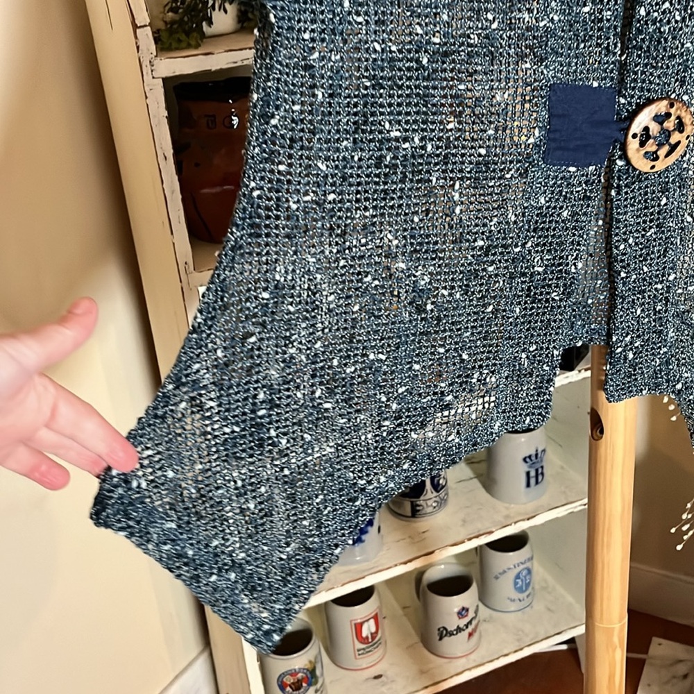 Kaktus M marine blue mesh tunic w/white specks. Longer in front on the sides EUC - Picture 4 of 5